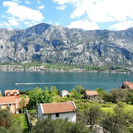 Apartments Krivokapic Prcanj With Bay View Kotor Eksteriør billede