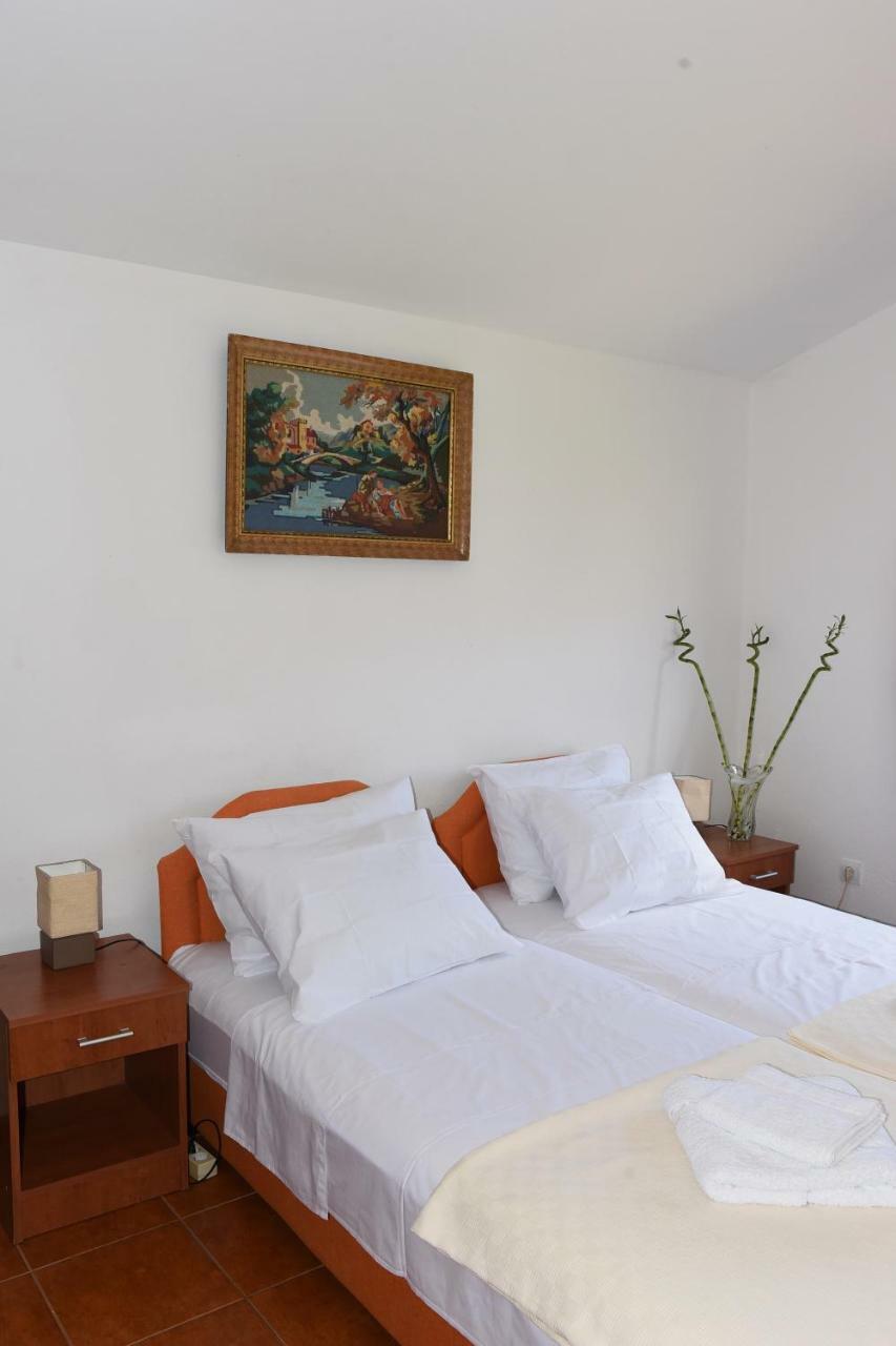 Apartments Krivokapic Prcanj With Bay View Kotor Eksteriør billede